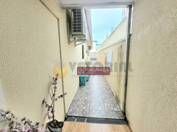 Imagem Sobrado com 2 dormitórios à venda, 100 m² por R$ 430.000,00 - Jardim Tarumãs - Caraguatatuba/SP