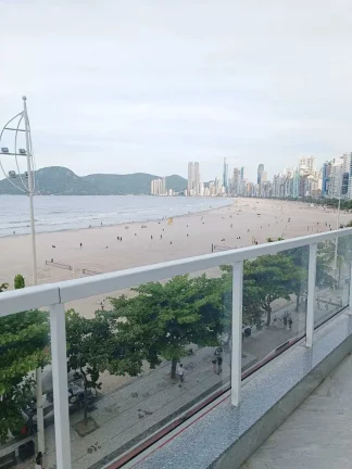 Imagem Apartamento frente mar 3 dormitórios sendo 2 suítes e 1 vaga no Centro de Balneário Camboriú