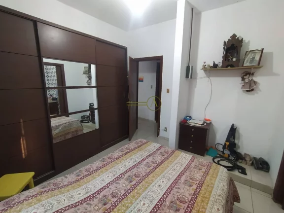 Imagem Casa Térrea, com 2 dorms e Edícula à venda em Peruíbe/SP