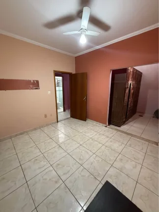 Imagem CASA DE FAMÍLIA: 4 QUARTOS, PISCINA E GOURMET POR APENAS R$ 600 MIL!