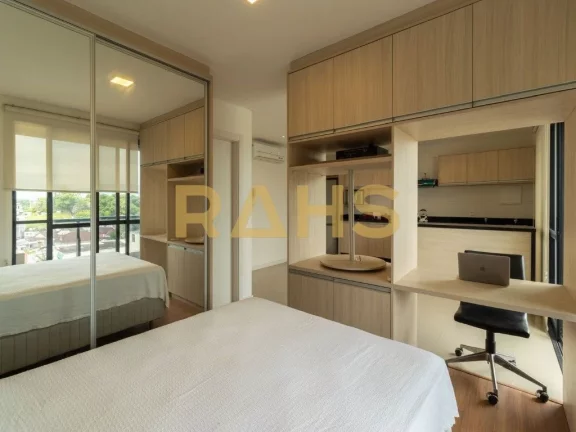 Imagem Loft ou Studio a venda muito próximo ao centro da Cidade, com 44 m² privativos , semi mobiliado, e...