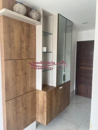 Imagem APARTAMENTO LADO DA SOMBRA, ANDAR ALTO COM 3 QUARTOS EM CANDELÁRIA