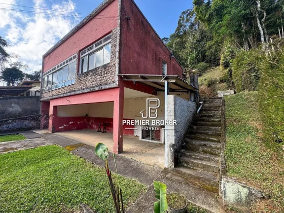 Imagem Casa com 2 dormitórios à venda, 130 m² por R$ 300.000,00 - Albuquerque - Teresópolis/RJ