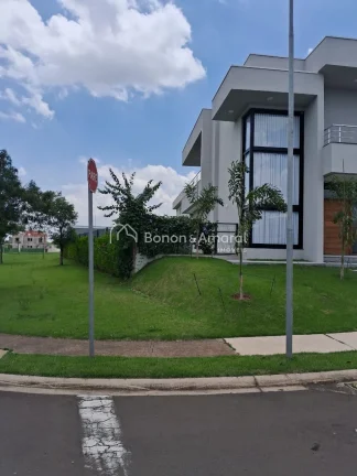 Imagem Essa casa reúne todos os requisitos para você que quer morar com conforto e segurança!
Condomíni...