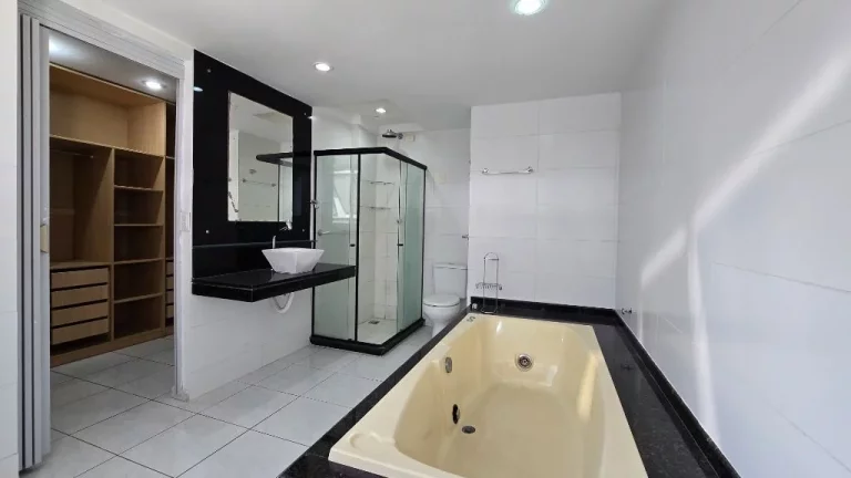 Imagem Apartamento com 4 dormitórios para alugar, 203 m² por R$ 6.600,00/mês - Cabo Branco - João Pessoa/PB Imagem Apartamento com 4 dormitórios para alugar, 203 m² por R$ 6.600,00/mês - Cabo Branco - João Pessoa/PB