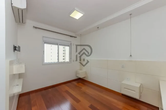 Imagem Apartamento saude andar alto 3 vagas determinada