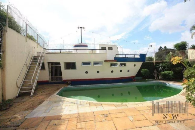 Imagem Casa à venda na Vila Leopoldina São Paulo SP com 3 dormitórios, 1 suíte, 7 vagas de garagem e 427,95m².
