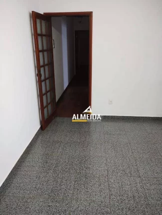 Imagem Casa com 2 dormitórios à venda, 143 m² por R$ 550.000,00 - Bela Vista - Rio Claro/SP