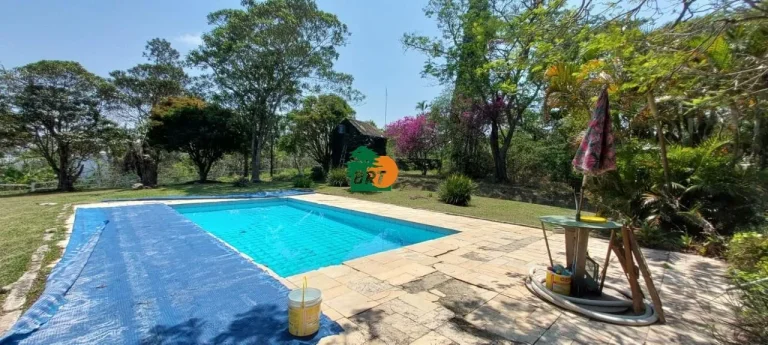 Imagem Área para Venda em São Roque, Jardim Boa Vista, 2 dormitórios, 3 banheiros