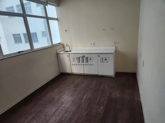 Imagem Prédio Comercial com 8 Andares, 56 vagas no Bairro de Lourdes/ Belo Horizonte