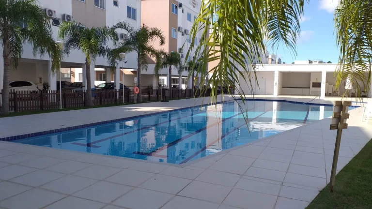 Imagem Apartamento semi-mobiliado à venda próximo às praias de Canasvieiras