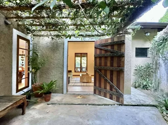 Imagem Cond. Chác. dos Lagos - CHARMOSA! 3d/1ste, gourmet, spa, sauna, LINDA VISTA