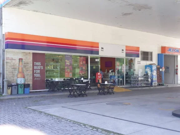 Imagem Posto de gasolina + Loja de conveniência