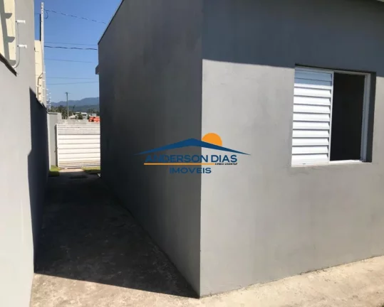 Imagem Casa com 2 dormitórios à venda, 70 m² por R$ 310.000 - Golfinho - Caraguatatuba/SP