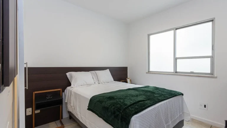 Imagem Apartamento Lagoa - 79M², 2 Dorms, 1 Suíte, 1 Vaga Demarcada, Armários.
