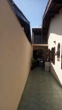 Imagem Casa para Venda em Itanhaém, Cibratel I, 3 dormitórios, 1 suíte, 1 banheiro, 3 vagas