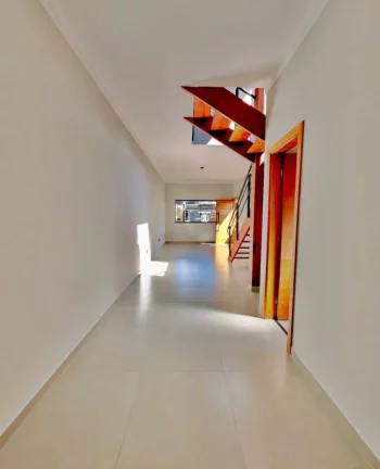 Imagem Casa à venda em Alvinópolis  3 suítes e quintal | Atibaia