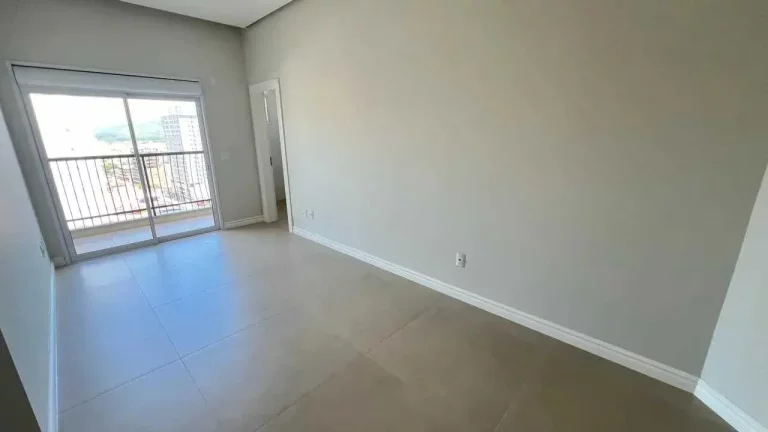 Imagem Apartamento com 3 suítes e 3 vagas de garagem em Meia Praia - Itapema/SC