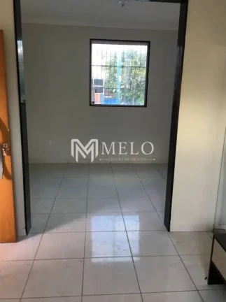Imagem Casa com 2qts, suíte, 2 vagas com 110m2 Tamarineira...