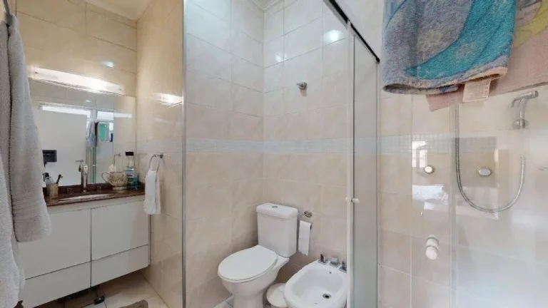Imagem Apartamento à venda em Higienópolis com 3 quartos e 1 vaga, 174m2