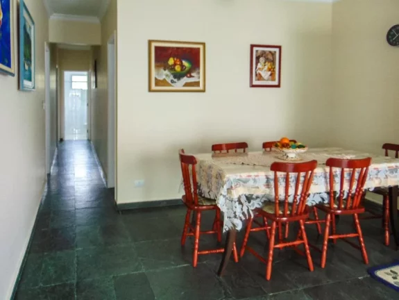 Imagem Astúrias - Apartamento com vista para o mar - Andar alto - Ótima localização.