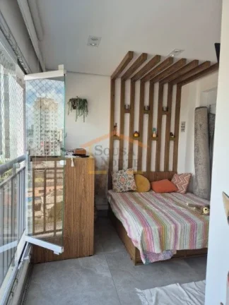 Imagem Apartamento com 95m² de área útil, com 2 dormitórios, sendo 1 suíte, banheiro social, sala inte...