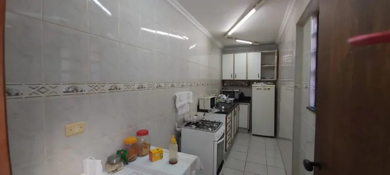 Imagem Excelente imóvel comercial com 3 vagas de recuo , 6 salas sendo com moveis embutidos de excelente q...