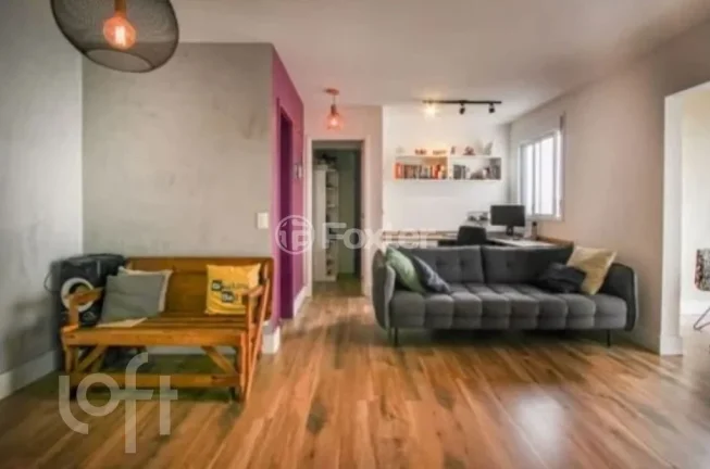 Imagem Apartamento 60M², 2Q, 1 Suíte, 2 Banheiros, 1 Vaga, Academia, Piscina, Churrasqueira, Salão de Festas e Jogos, Quadra, Brinquedoteca, Playground.
