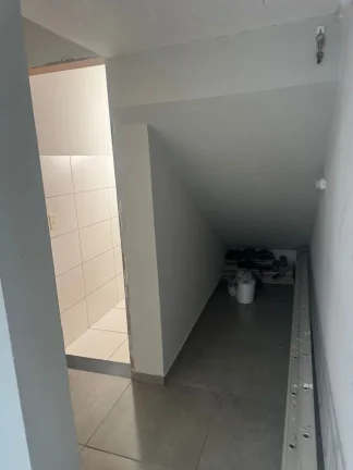 Imagem Salão Comercial para Locação em Sorocaba-SP, Jardim Wanel Ville IV: 1 sala, 1 banheiro, 60m² de área. Venha conferir!