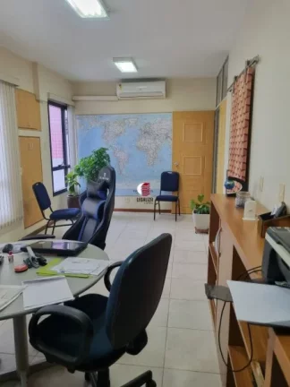 Imagem VENDO MARAVILHOSA SALA MOBILIADA E DECORADA PROX AO TRIBUNAL