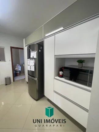 Imagem Casa à venda em Guarapari com 3 quartos e lote de 410 m² ? Pronta para morar!