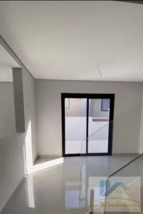 Imagem Sobrado para Venda em São José dos Pinhais, Bom Jesus, 3 dormitórios, 3 suítes, 4 banheiros, 3 vagas
