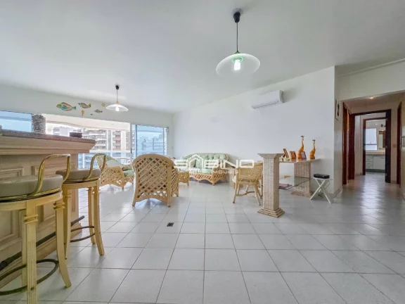 Imagem Apartamento Frontal para Locação temporada na Riviera, com 3 dormitórios 2 suítes, atende até 8 pessoas