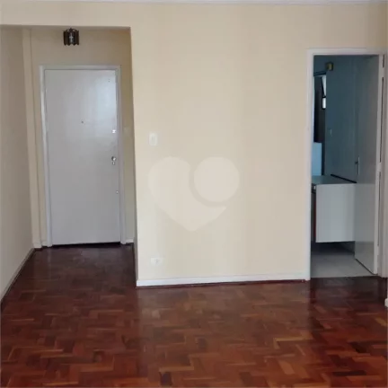 Imagem Apartamento à venda com 3 quartos, sendo 1 suíte, no condomínio Fradique Coutinho, São Paulo - SP
