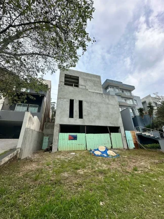 Imagem Casa Semi Acabada no Swiss Park 488 m² 4 Dormitorios Estuda Permuta
