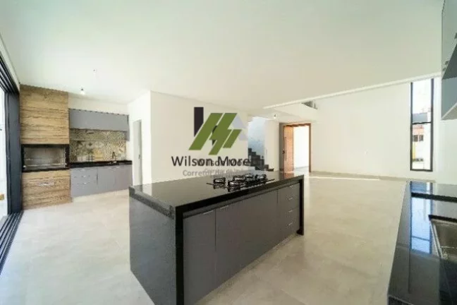 Imagem LINDA CASA EM EXCELENTE LOCALIZAÇÃO