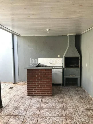Imagem Casa sozinha no terreno na região norte de Londrina com 3 quartos, área gourmet, 2 vagas de garagem e excelente localização