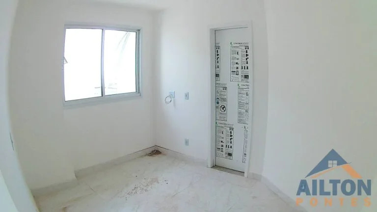 Imagem Apartamento com 2 Quartos à Venda na Praia do Morro - Guarapari/ES