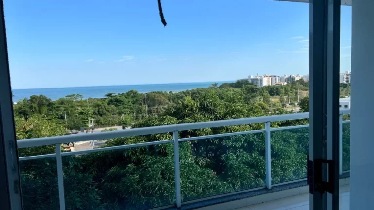 Imagem Apartamento de luxo à venda na Glória, Macaé-RJ: 3 quartos, 1 suíte, 2 salas, 1 vaga de garagem e 173,75m² de área.