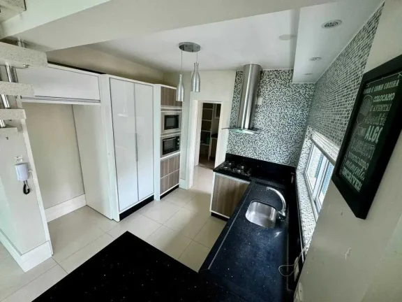 Imagem Apartamento Duplex com 3 suítes no Centro de Balneário Camboriú