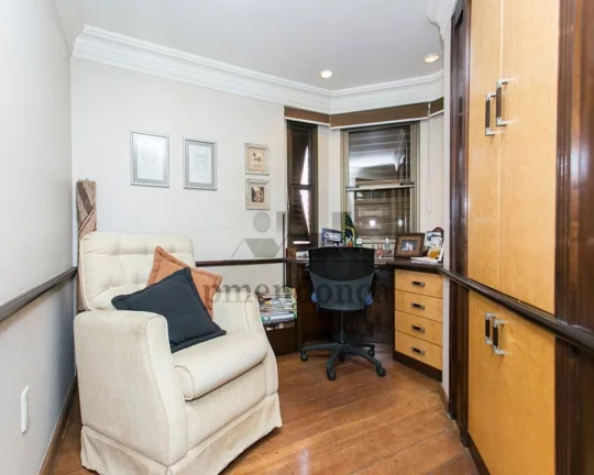 Imagem Apartamento no Sumaré com 4 suítes e 6 vagas, 280m²