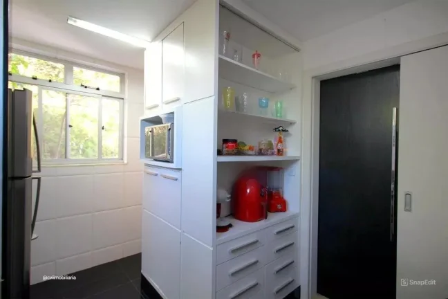 Imagem Imagine viver em um lugar onde o espaço não é um luxo, mas o padrão. Este impressionante apartam...