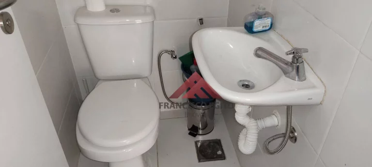 Imagem Sala comercial no Jardim Icaraí com 30m², perto de todo comércio do Largo do Marrão