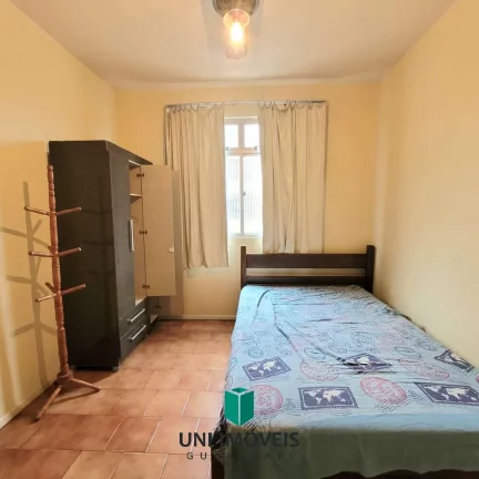 Imagem Oportunidade ! Apto à venda 3 qtos/ 1 suíte , área lateral e 2 vagas de garagem na Praia do Morro .