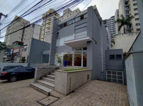 Imagem Edifício comercial na Vila Andrade com 3 pavimentos + subsolo, nas proximidades da Av. Giovanni Gro...