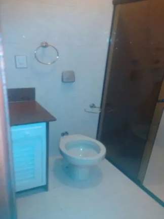 Imagem CASA À VENDA NO CENTRO DA CIDADE, MACAÉ/RJ.