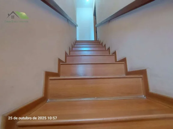 Imagem Sobrado de Esquina Exclusivo em Braz Cubas com 2 Suítes e garagem para 2 Carros!