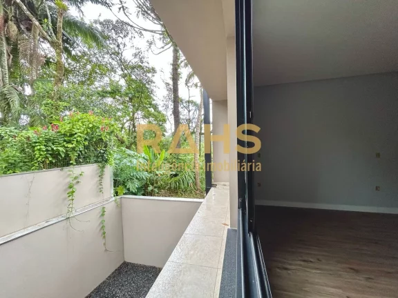 Imagem Ótimo sobrado geminado, novo no bairro América, próximo ao Hospital Dona Helena. Conta com 158,55...