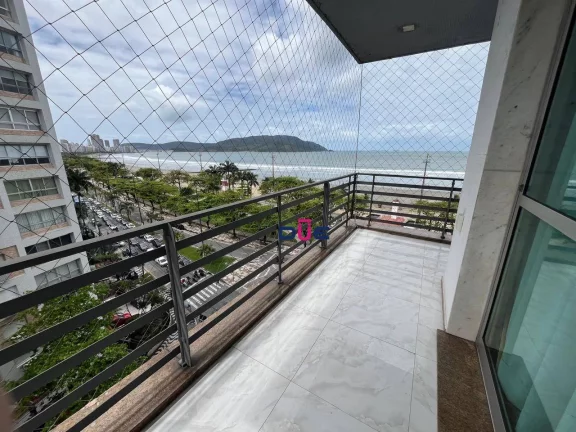 Imagem Apartamento com 3 dormitórios porteira fechada à venda, 123 m² por R$ 1.650.000 - Boqueirão - Santos/SP
