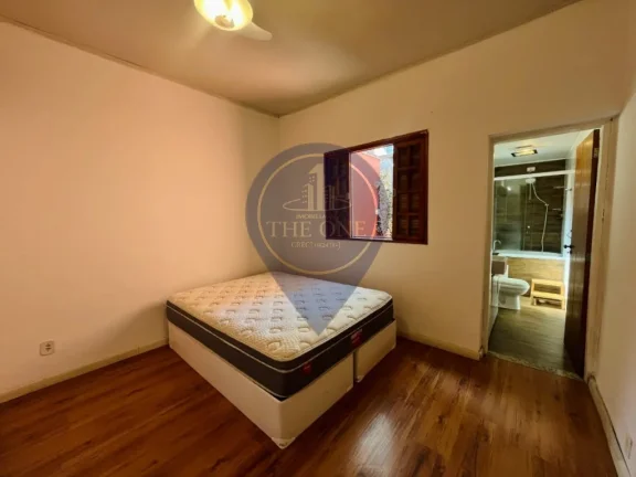 Imagem Casa à venda em São Paulo-SP, no Ipiranga, com 2 quartos, 1 suíte, 2 salas, 2 banheiros e 72m² de área.